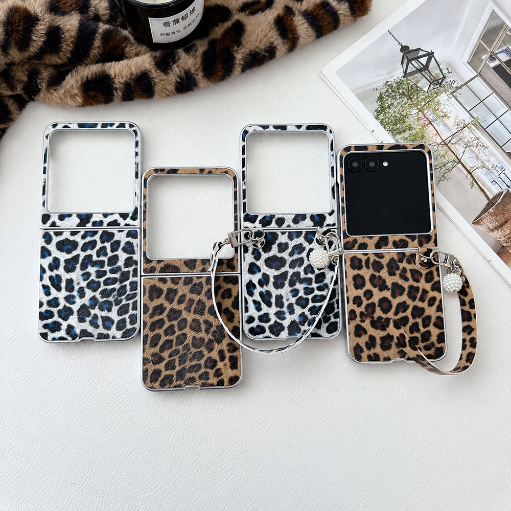 Sweat Band Wrist - Casing Ponsel Lipat Motif Macan Tutul